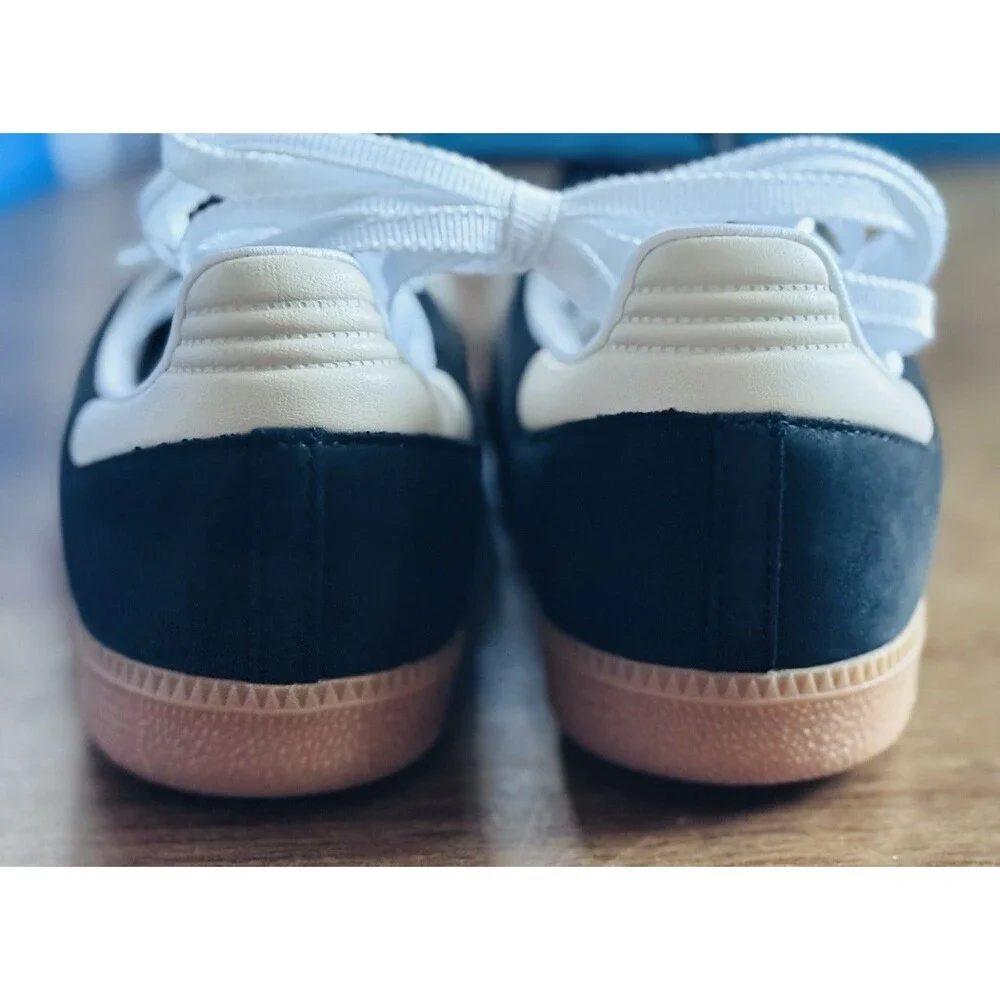Women’s Size 9 adidas Samba OG Core Black Cloud White Gum IE5836 NIB